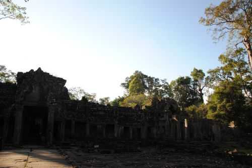 ANGKOR WAT HALF MARATHON 2013